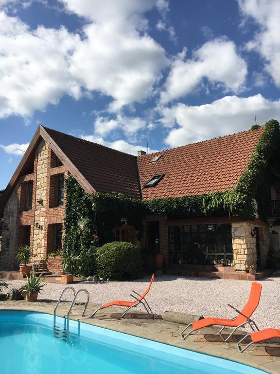 Penzion Prezident Soberaz Exterior photo